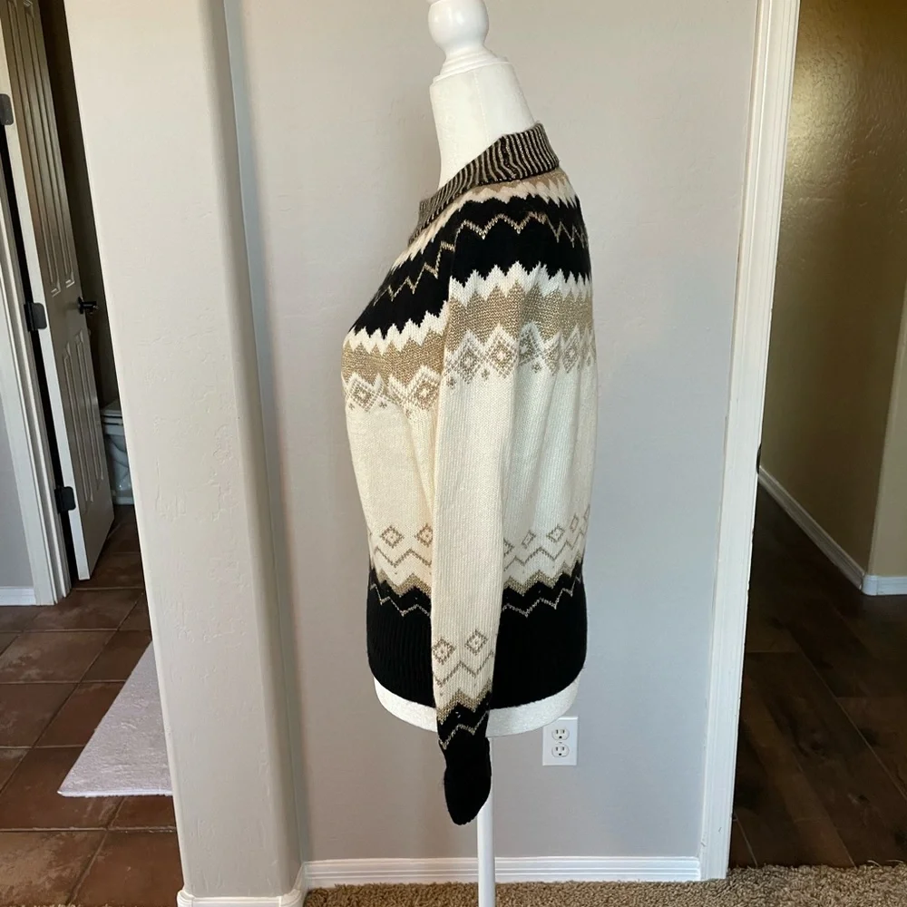 Ann Taylor NWT Cream, Gold and Black Fair Isle Sweater, Size “XS” - Picture 4 of 10